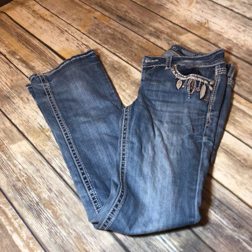 Boot cut jeans